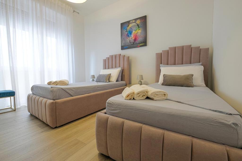 Sbs Room Rental แบร์กาโม ภายนอก รูปภาพ