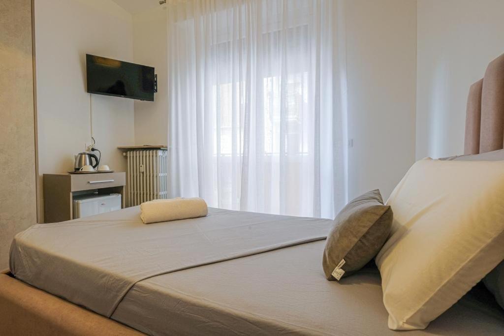 Sbs Room Rental แบร์กาโม ภายนอก รูปภาพ