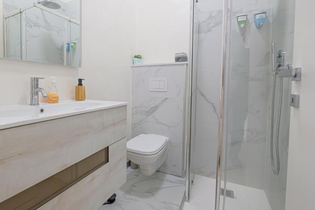 Sbs Room Rental แบร์กาโม ภายนอก รูปภาพ